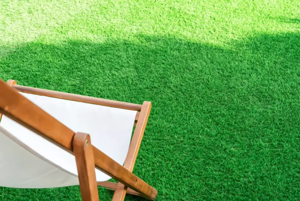 Beneficios del cesped sintetico para jardin