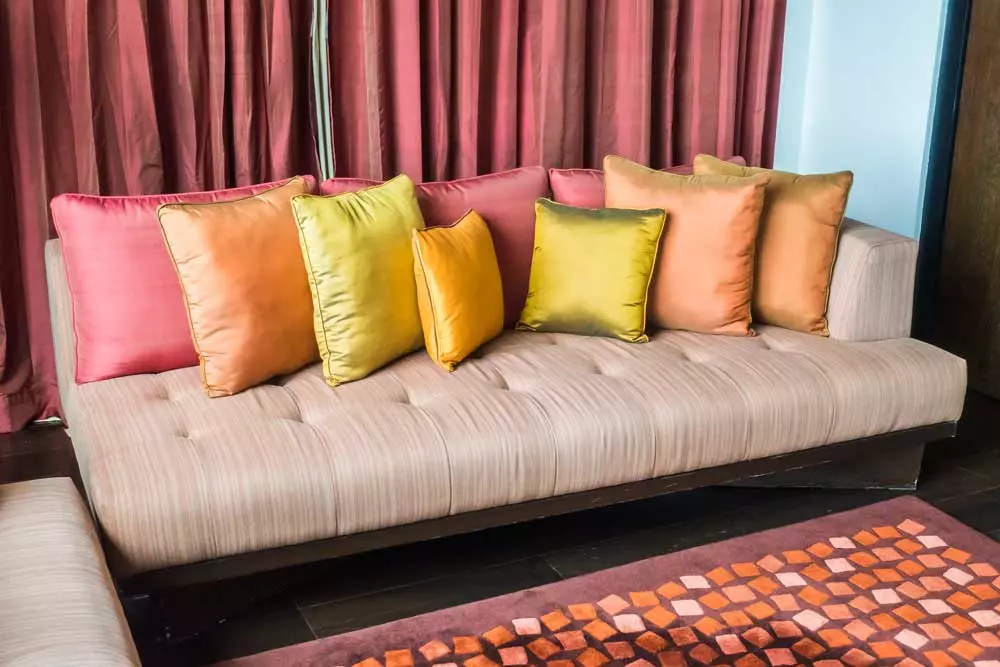 Los mejores materiales para muebles seccionales